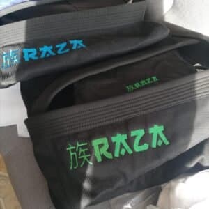 Gi Negro Raza – Kimono de Jiu-Jitsu Brasileño